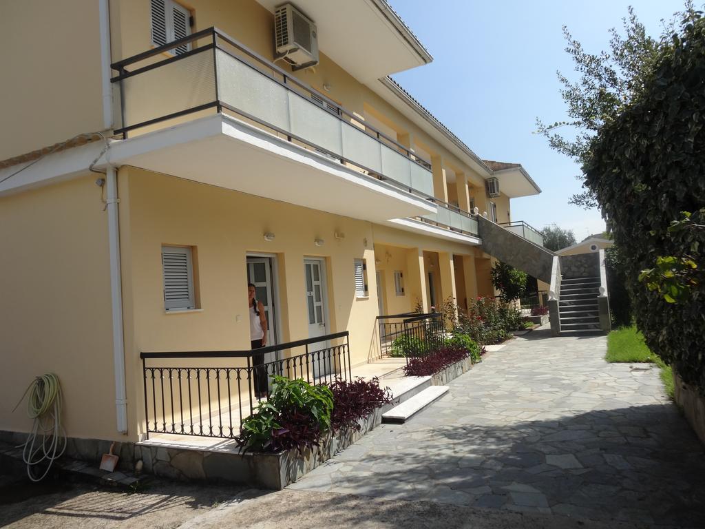 Dimitra Apartments G Gouvia Eksteriør billede